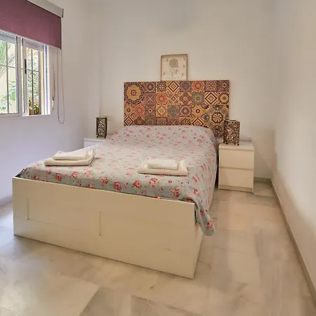 Two Bedrooms Leonor Davalos 2 Sewilla