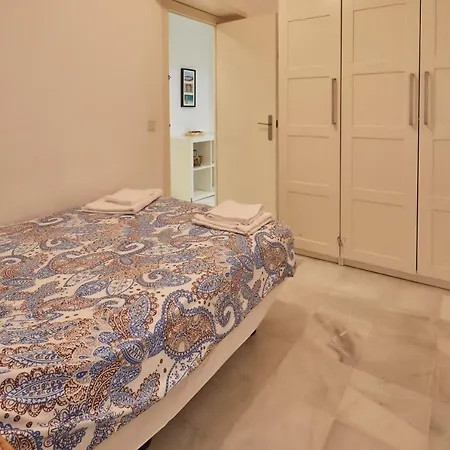 Two Bedrooms Leonor Davalos 2 Sevilla
